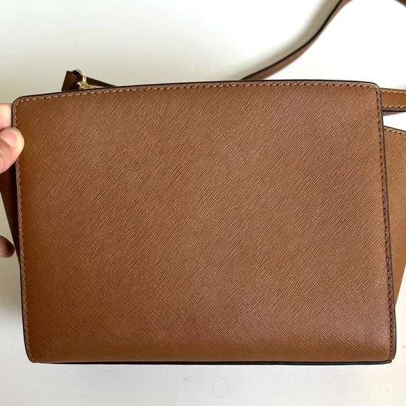 Michael Kors Tan Satchel/ Crossbody Bag - Picture 4 of 12
